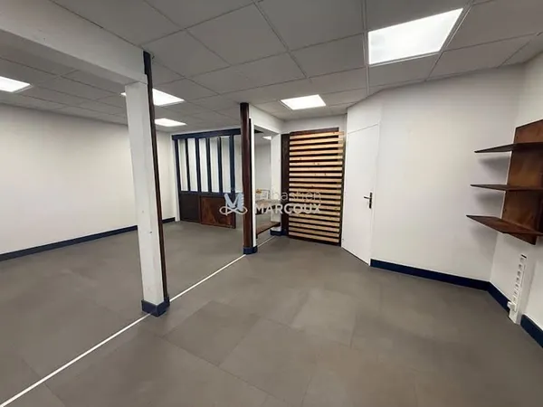 Local 47 m²
