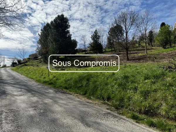 Beau Terrain secteur Prisé