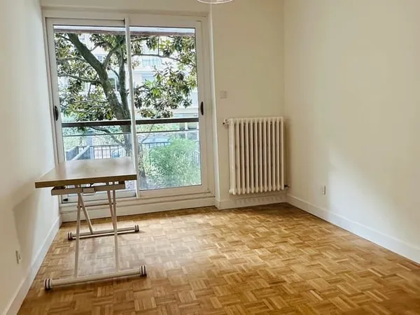 Studio 1 pièce 19 m²