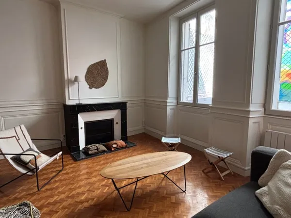 Loue dans appartement 165m² chambre meublée au sein d'une belle colocation