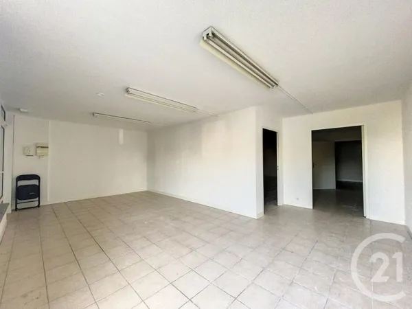 Appartement 1 pièce 130 m²