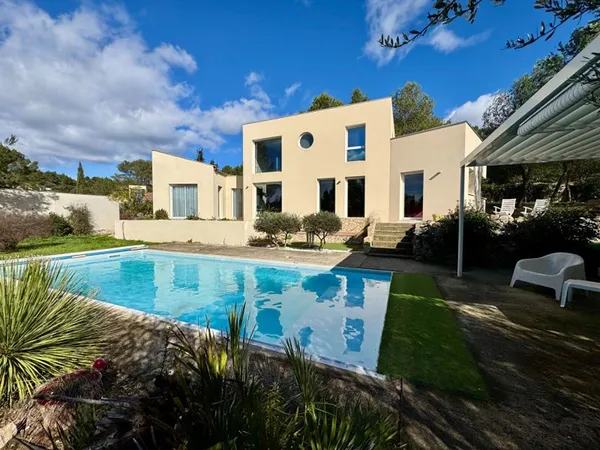 Maison Nimes 6 pièce(s) 192.02 m2