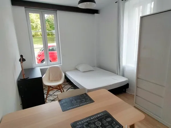 Studio neuf meublé, face INSA /campus, toutes charges comprises, secteur Lahitole