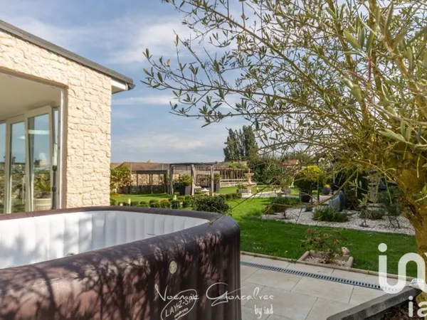 Maison 9 pièces 200 m²