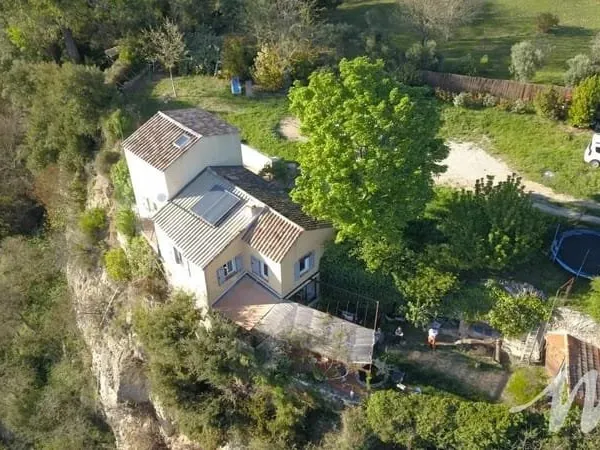 Maison avec vue exceptionnelle BARJOLS