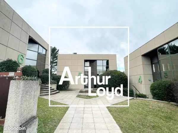 Bureaux 150 m²