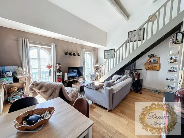 Appartement Haussmannien entre les Arènes et la Maison Carrée