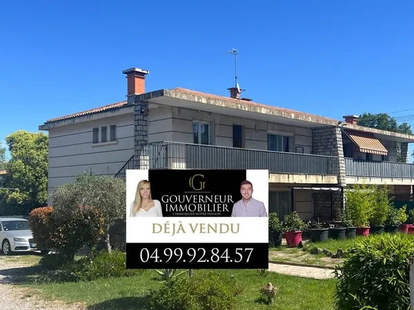 Immeuble de rapport avec emplacement résidentiel !