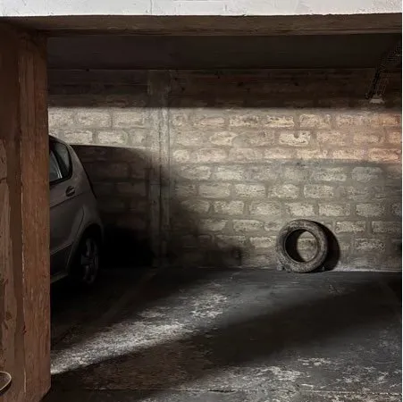 Place parking securisé