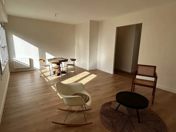Appartement rénové - 3 pièces 73 m²