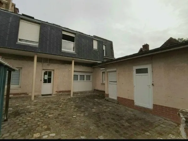 Immeuble de rapport 250 m²