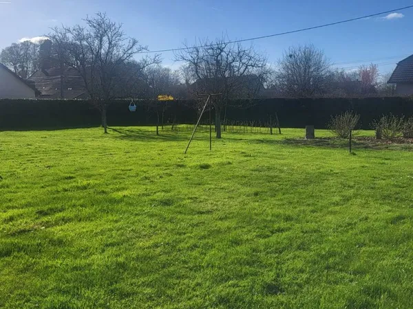PARCELLE DE TERRAIN 1304 m² - 65.000