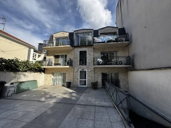 Immeuble de rapport 600 m²