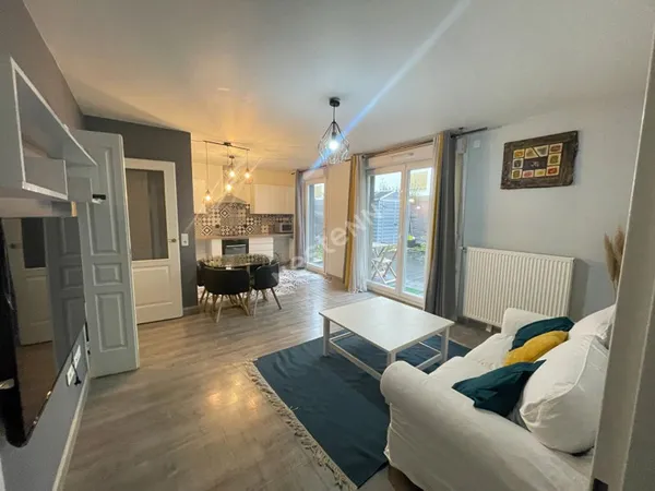 Appartement 4 pièces 80m2+110m2 de Jardin + 20m2 de terrasse.