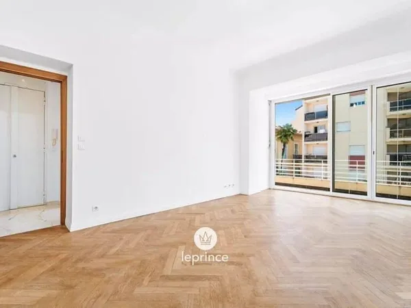 Appartement 4 pièces 93 m²