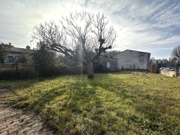 Terrain 460 m²