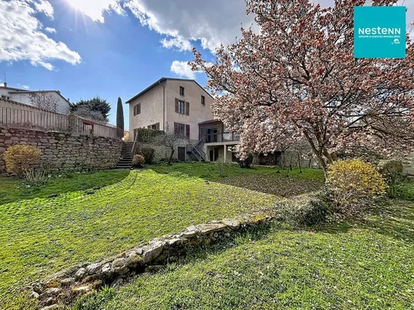 Montbrison (42600) : Maison individuelle de 130 m² - 5 chambres - Garage - Grand extérieur