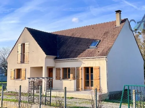 Maison sur sous-sol total - 145 m2 - 5 pièces - Secteur Bray