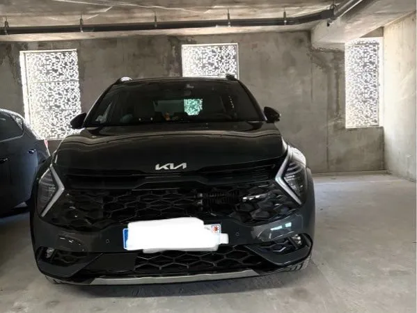 Parking sécurisé bien situé