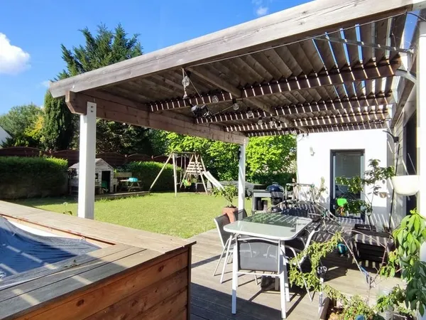 Maison 7 pièces 154 m²