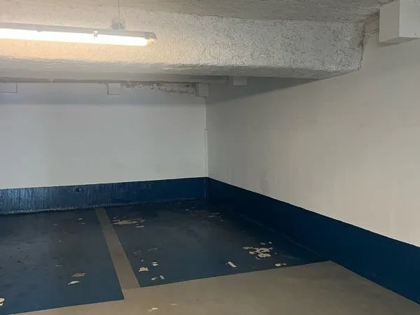 Grande place de parking sous terrain bvd Desgranges Sceaux