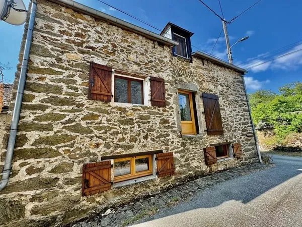 La Salvetat-Peyralès - Maison en pierre de hameau joliment rénovée