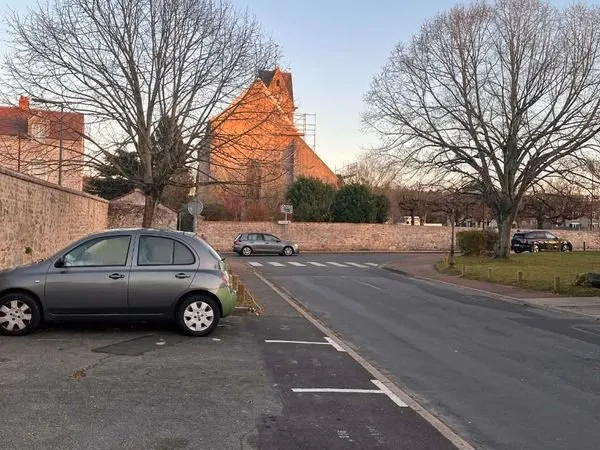 Place de parking Vert Saint Denis