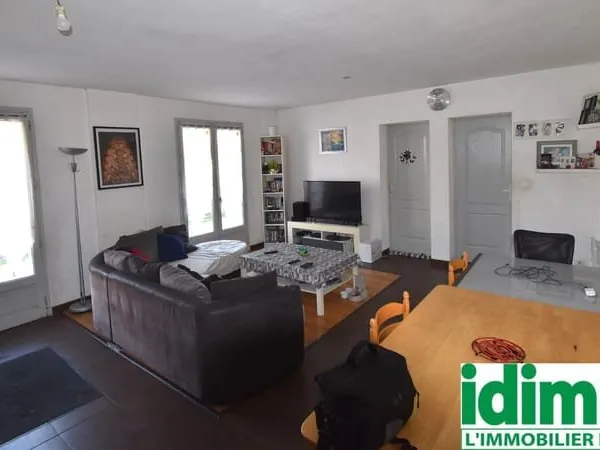 AUTERIVE - MAISON T5 - 90M2