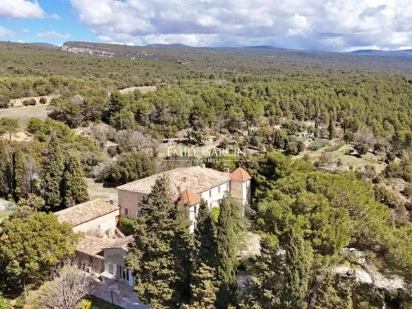 Château 14 pièces 510 m²