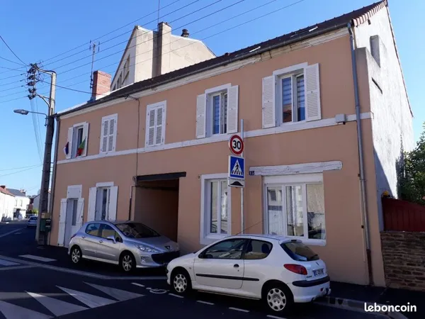 Immeuble 275 m²