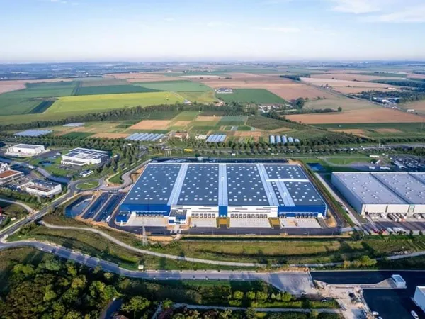 Local d’activité et entrepôt Vente Villenoy   3547€
