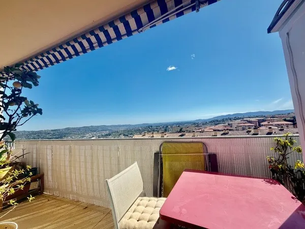 Appartement à vendre 3 pièces GRASSE (06)