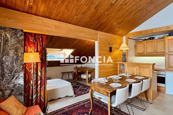 Appartement 5 pièces 42 m²