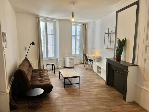 Appartement 1 pièce 60 m²