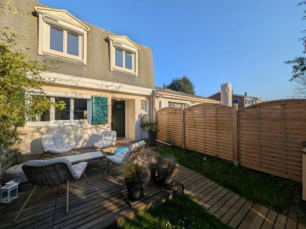 MAISON 3 CHAMBRES / GARAGE