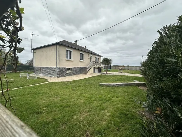 Maison à la campagne, 3 chambres, bureau