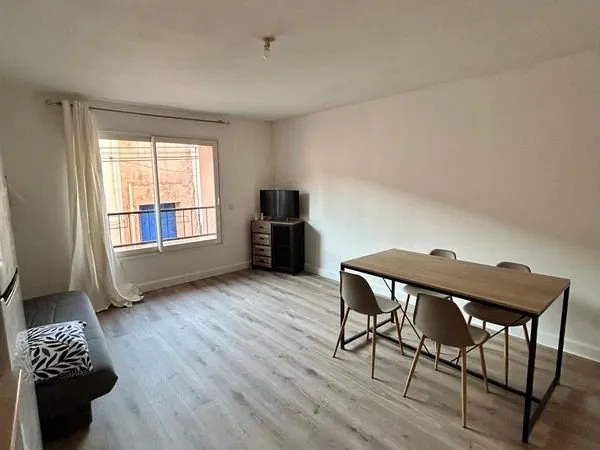 Vente T2 42 m² - Parking couvert - Marseillan ville