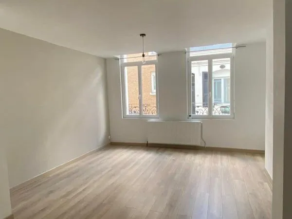 Appartement T2 52m2 à louer Calais centre