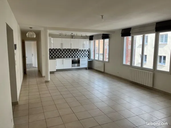 Location appartement F4 1er étage proche gare