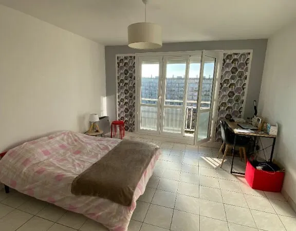 RENNES/ VILLEAJEAN: Chambre meublée en colocation