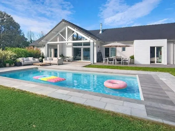 Maison 5 pièces 195 m²