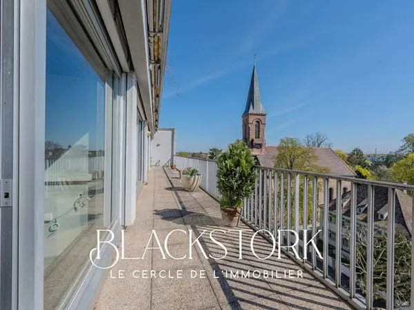 Appartement 5 pièces 151 m²