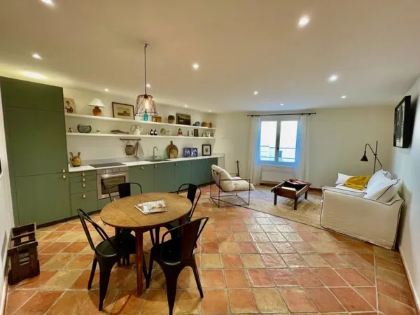 Exclusivité: Pied à terre de charme de 66 m2 situé à 50 m de la