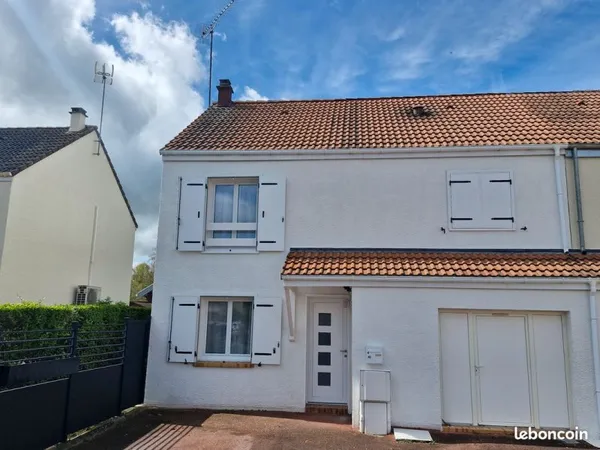 Maison familiale T6 rénovée - 100 m² - Boissy-sous-Saint-Yon