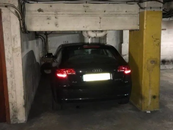 Parking 12 m²