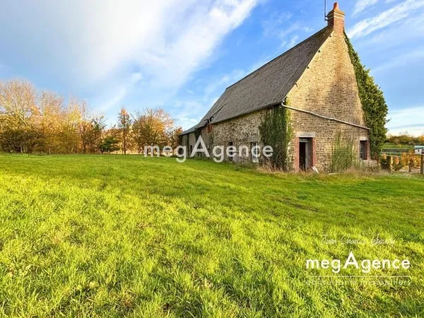 Bâtisse à rénover à la campagne