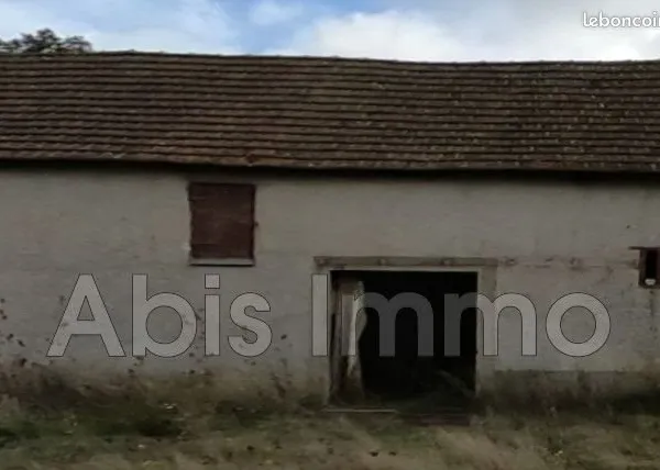 Grange 90 m² Soulaires