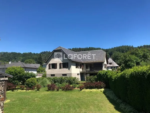Maison Riom Es Montagnes 150 m2