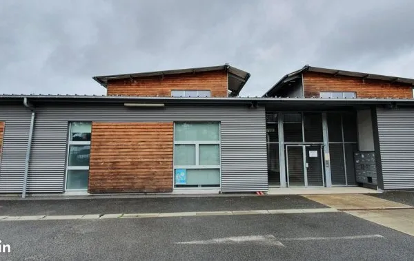 Entrepôts [125m²] & bureaux [58m²] - SAINT-HERBLAIN