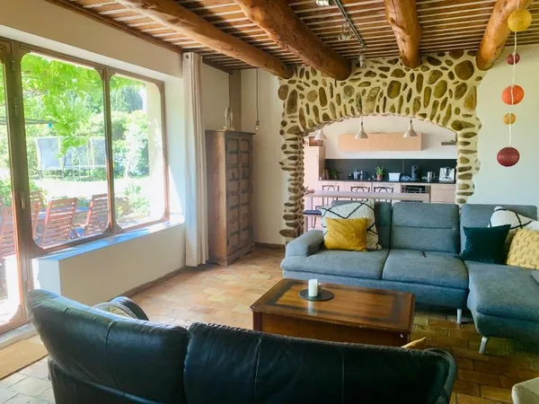 Loue maison 180m²